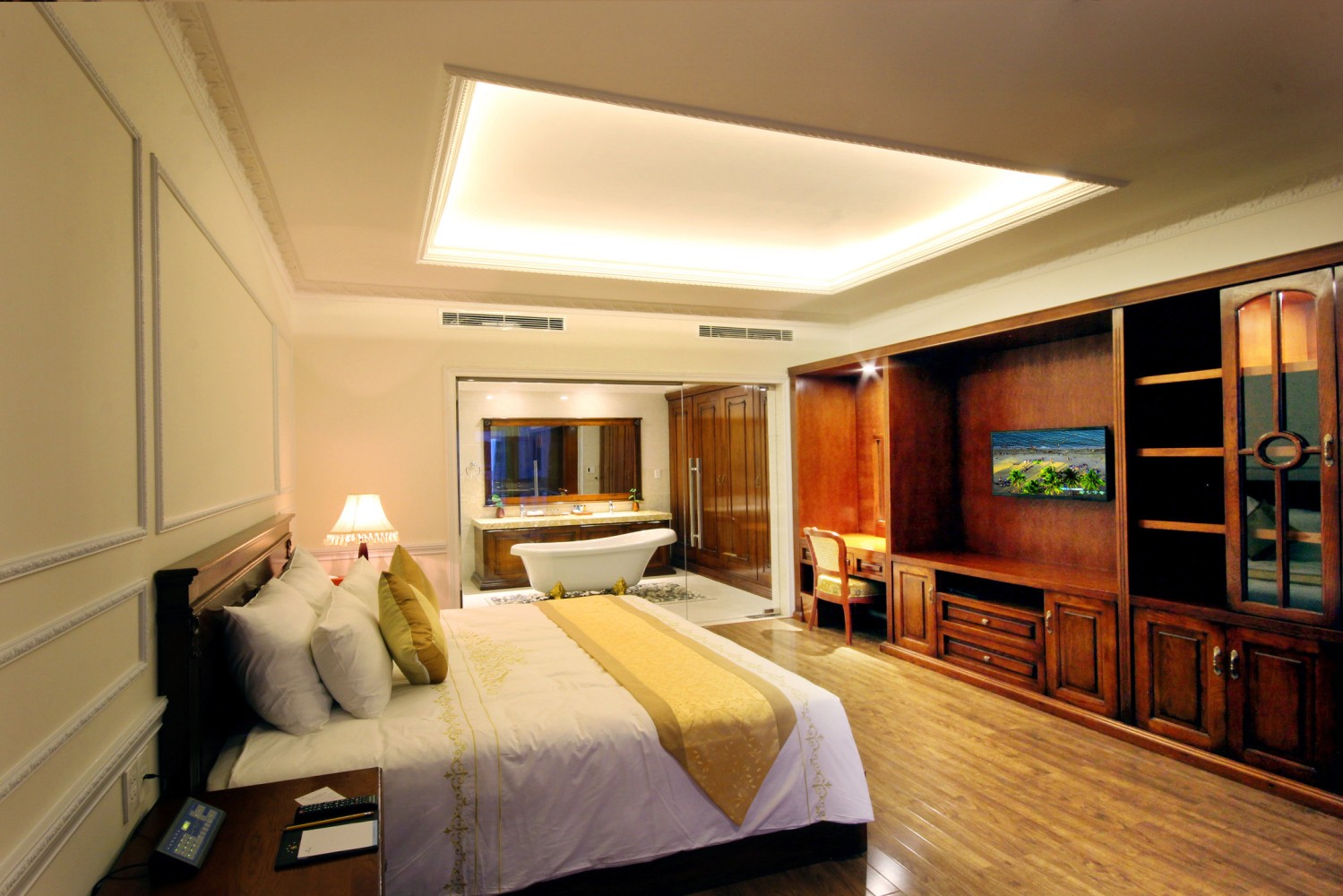 palace suite
